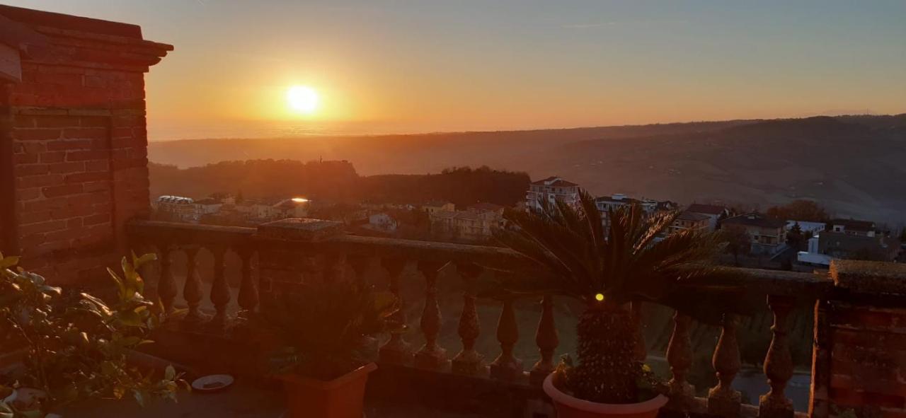 B&B Leopardi Montefiore dellʼAso المظهر الخارجي الصورة